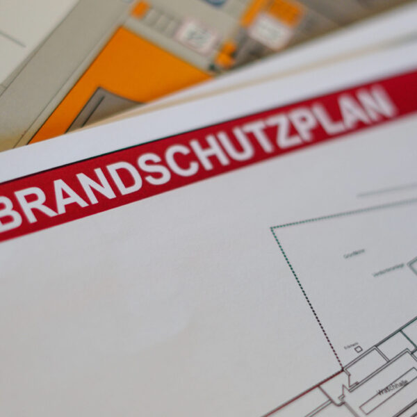 Unterlagen für die Feuerwehr im Einsatz